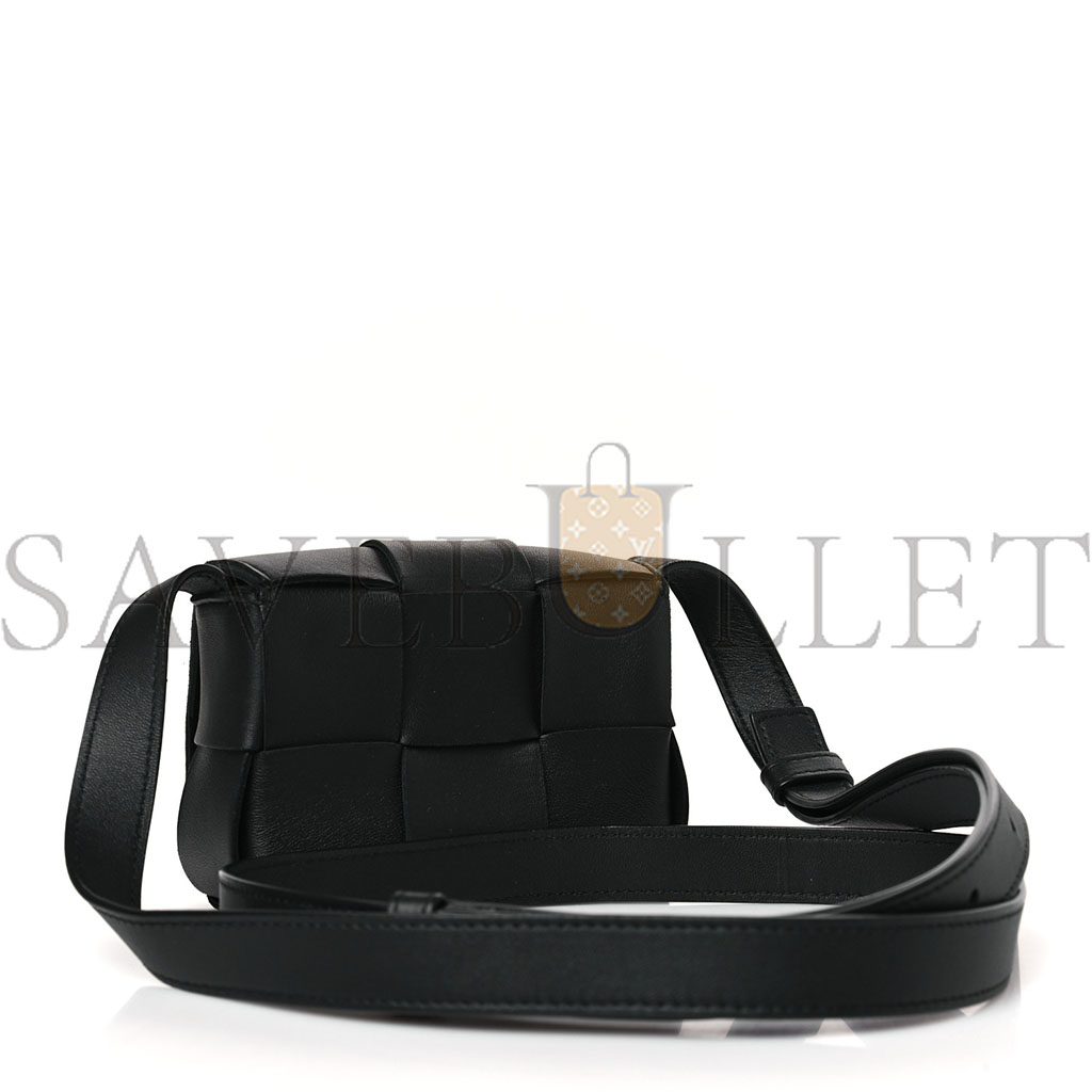 bo*te*ga Ve*ne*ta lambskin maxi intrecciato extra mini cassette crossbody bag black (12*9*5cm)